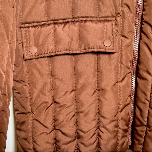 TᴏᴘMᴀɴ Vᴇʀᴛɪᴄᴀʟ Pᴜꜰꜰᴇʀ Jᴀᴄᴋᴇᴛ ɪɴ Cᴏᴘᴘᴇʀ Bʀᴏᴡɴ - Picture 7 of 15